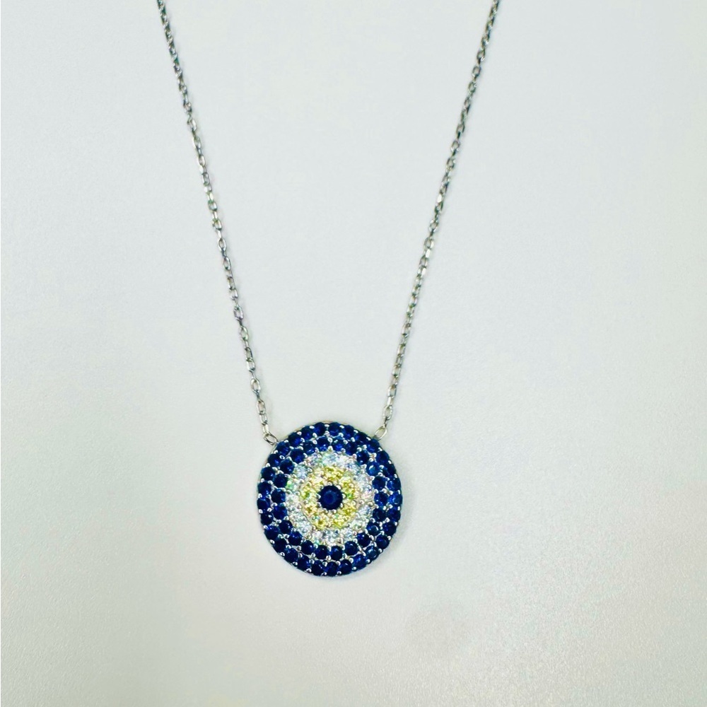 Elegant Sapphire Blue and 18K White Gold Pendant Necklace - Picture 4 of 4